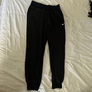 Nike Sweatpants